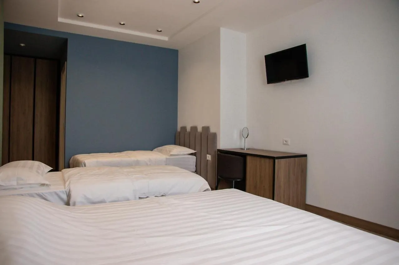 Hotel Blini Shkoder 3*,
